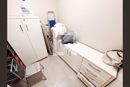 Apartamento à venda com 170m², 2 quartos e 2 vagasQuarto de Serviço