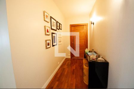 Hall de entrada de apartamento à venda com 2 quartos, 170m² em Itaim Bibi, São Paulo