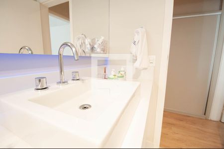 Apartamento à venda com 170m², 2 quartos e 2 vagasBanheiro