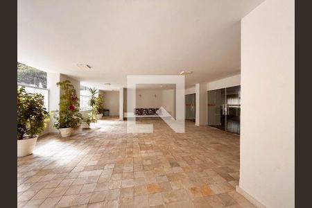 Apartamento à venda com 170m², 2 quartos e 2 vagasÁrea comum