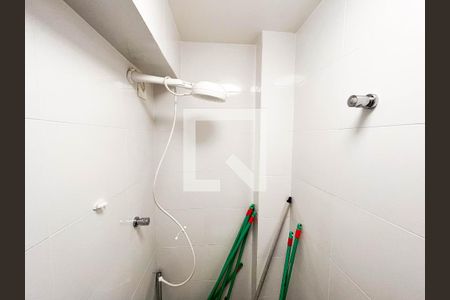 Apartamento à venda com 170m², 2 quartos e 2 vagasBanheiro de serviço