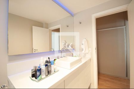 Apartamento à venda com 170m², 2 quartos e 2 vagasBanheiro