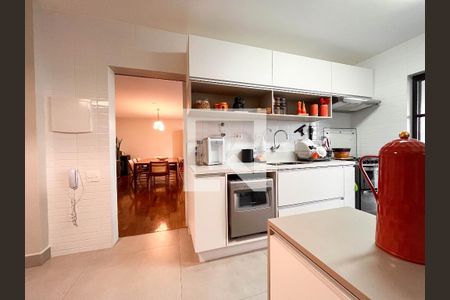 Apartamento à venda com 170m², 2 quartos e 2 vagasCozinha