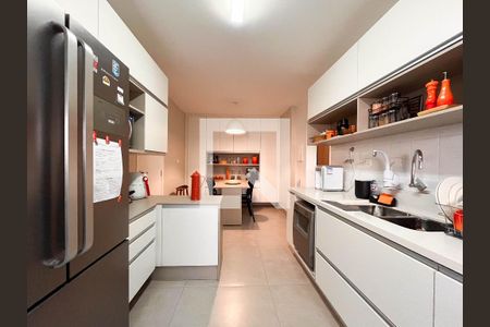 Apartamento à venda com 170m², 2 quartos e 2 vagasCozinha