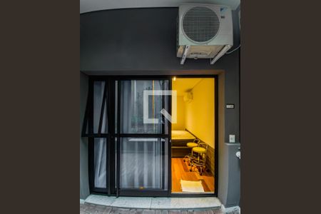 Studio à venda com 19m², 1 quarto e sem vaga Studio à venda com 19m², 1 quarto e sem vagaEntrada