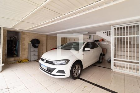 Casa à venda com 144m², 3 quartos e 2 vagas Casa à venda com 144m², 3 quartos e 2 vagasGaragem