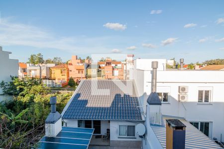 Casa de condomínio à venda com 177m², 3 quartos e 2 vagas Casa de condomínio à venda com 177m², 3 quartos e 2 vagasVista