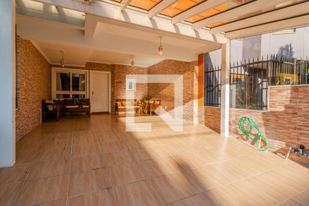 Casa de condomínio à venda com 177m², 3 quartos e 2 vagas Casa de condomínio à venda com 177m², 3 quartos e 2 vagasGaragem