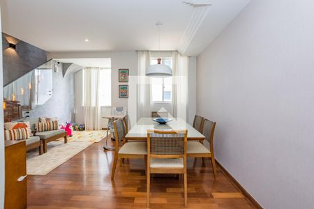 Sala 1 de apartamento à venda com 3 quartos, 200m² em Buritis, Belo Horizonte