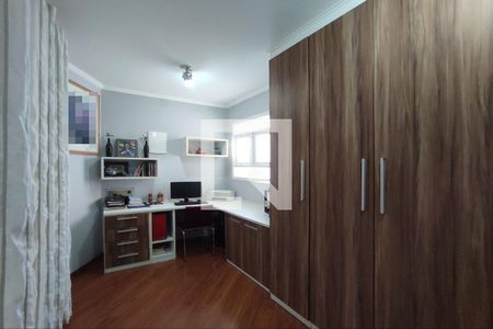 Casa à venda com 200m², 2 quartos e 1 vagaQuarto