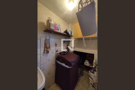 Casa à venda com 200m², 2 quartos e 1 vagaÁrea de Serviço