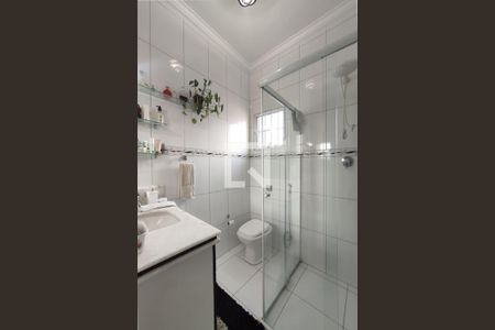 Casa à venda com 200m², 2 quartos e 1 vagaBanheiro Suíte 1