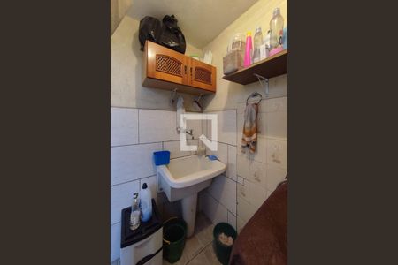 Casa à venda com 200m², 2 quartos e 1 vagaÁrea de Serviço