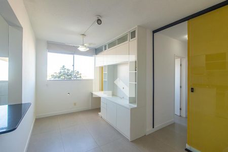 Sala de apartamento para alugar com 2 quartos, 44m² em Campo Grande, Rio de Janeiro