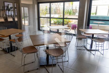 Apartamento à venda com 30m², 1 quarto e sem vaga Apartamento à venda com 30m², 1 quarto e sem vagaÁrea comum - Salão de festas