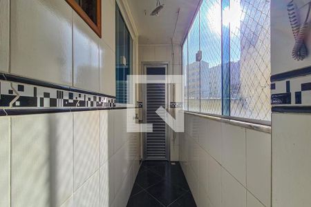 Apartamento à venda com 60m², 2 quartos e 1 vagaÁrea de Serviço