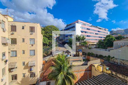 Sala vista de apartamento à venda com 2 quartos, 60m² em Méier, Rio de Janeiro