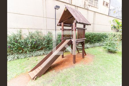 Studio à venda com 33m², 1 quarto e sem vaga Studio à venda com 33m², 1 quarto e sem vagaÁrea comum - Playground