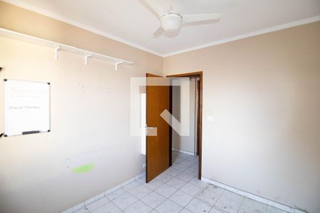 Casa para alugar com 250m², 3 quartos e 3 vagas Casa para alugar com 250m², 3 quartos e 3 vagasQuarto 2