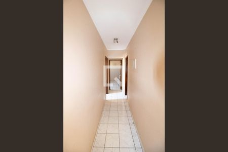 Casa para alugar com 250m², 3 quartos e 3 vagas Casa para alugar com 250m², 3 quartos e 3 vagasCorredor / Quartos