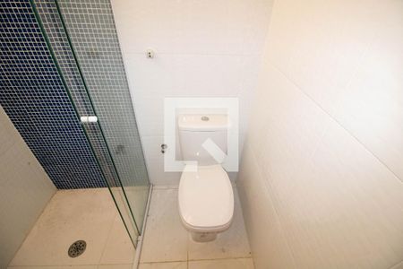 Casa para alugar com 250m², 3 quartos e 3 vagas Casa para alugar com 250m², 3 quartos e 3 vagasBanheiro da Suíte