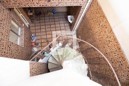 Casa para alugar com 250m², 3 quartos e 3 vagas Casa para alugar com 250m², 3 quartos e 3 vagasEscada Quintal