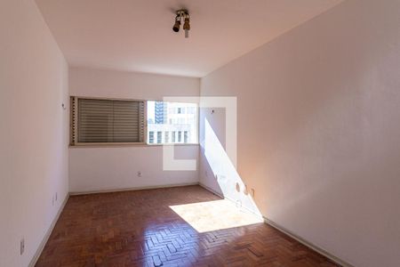 Sala de apartamento à venda com 3 quartos, 90m² em Vila Buarque, São Paulo