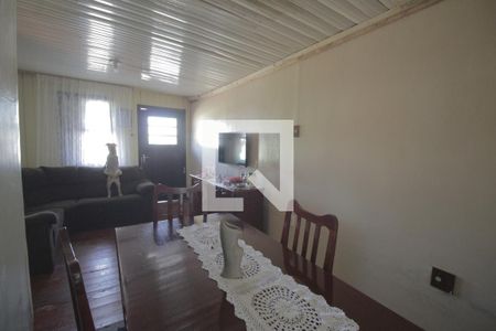 Sala de casa à venda com 2 quartos, 232m² em Jardim Carvalho, Porto Alegre