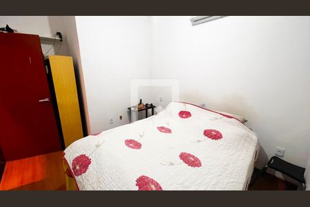 Quarto 1 de casa para alugar com 4 quartos, 173m² em São Cristóvão, Belo Horizonte