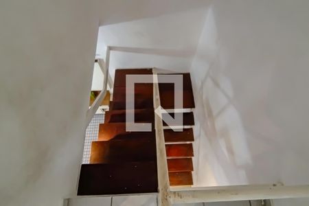 escada de casa para alugar com 2 quartos, 70m² em Taquara, Rio de Janeiro