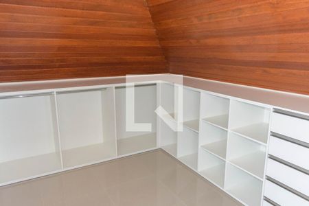 Apartamento para alugar com 186m², 4 quartos e 2 vagasCloset