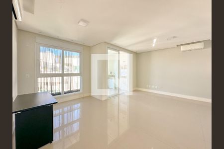 Sala de TV de apartamento para alugar com 4 quartos, 186m² em Jurerê, Florianópolis