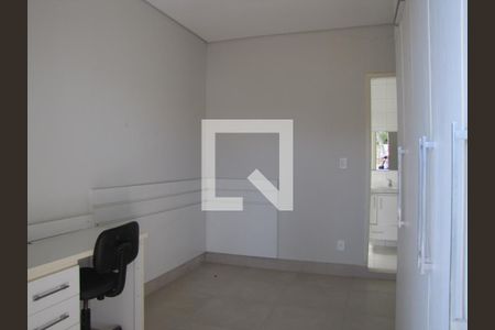 Casa à venda com 272m², 3 quartos e 2 vagasSuíte 3