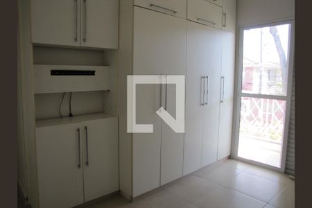 Casa à venda com 272m², 3 quartos e 2 vagasSuíte 3