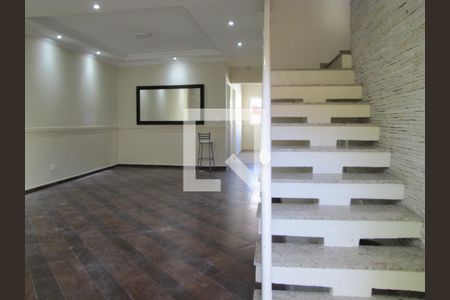 Sala de casa à venda com 3 quartos, 272m² em Jardim Penha, São Paulo