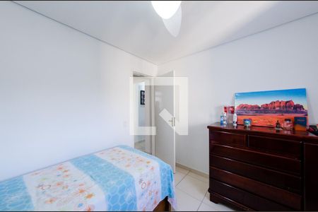 Quarto 1 de apartamento à venda com 2 quartos, 120m² em João Pinheiro, Belo Horizonte