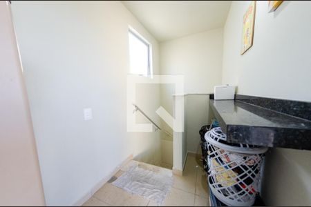 Apartamento para alugar com 120m², 2 quartos e 2 vagasHall