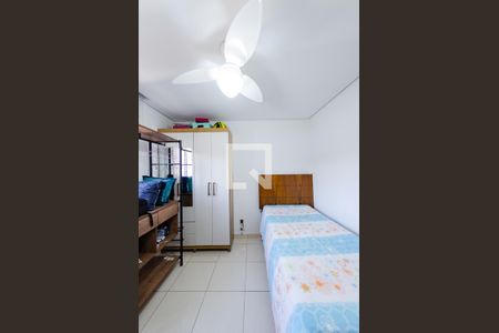 Quarto 1 de apartamento à venda com 2 quartos, 120m² em João Pinheiro, Belo Horizonte