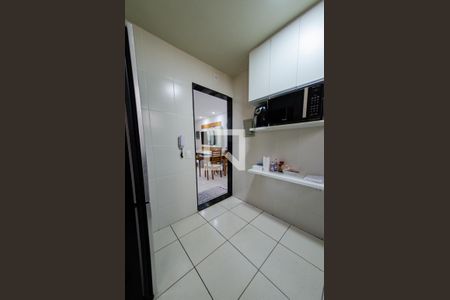 Apartamento para alugar com 120m², 2 quartos e 2 vagasCozinha