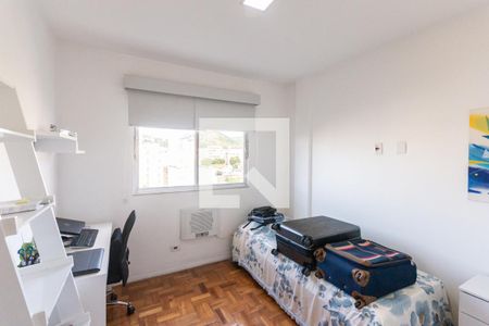 Quarto 2 de apartamento para alugar com 2 quartos, 55m² em Praca da Bandeira, Rio de Janeiro