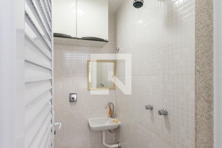 Apartamento para alugar com 55m², 2 quartos e sem vagaBanheiro de serviço