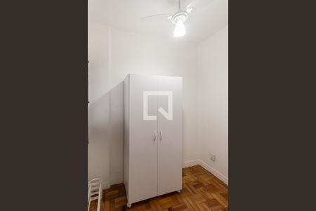 Apartamento para alugar com 55m², 2 quartos e sem vagaQuarto de Serviço