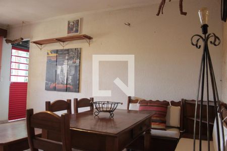 Sala de apartamento para alugar com 2 quartos, 60m² em Vila Janete (sousas), Campinas