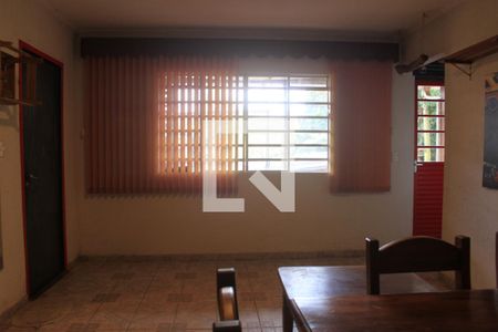Sala de apartamento para alugar com 2 quartos, 60m² em Vila Janete (sousas), Campinas