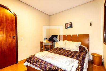 Casa à venda com 303m², 4 quartos e 2 vagasQuarto 4