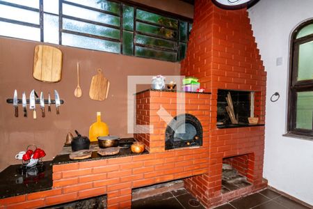 Casa à venda com 303m², 4 quartos e 2 vagasÁrea comum