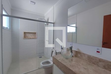 Casa de condomínio à venda com 282m², 4 quartos e 4 vagasBanheiro Suíte Master