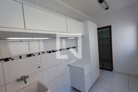 Casa de condomínio à venda com 282m², 4 quartos e 4 vagasÁrea de Serviço