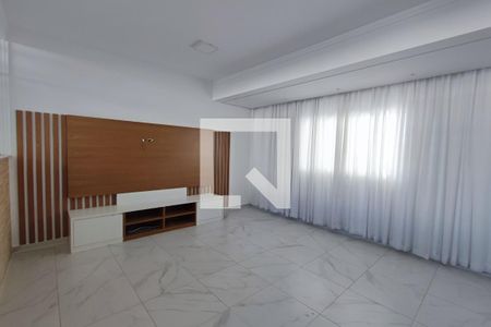 Sala de TV de casa de condomínio à venda com 4 quartos, 282m² em Swiss Park, Campinas