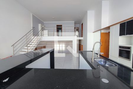 Casa de condomínio à venda com 282m², 4 quartos e 4 vagasCozinha